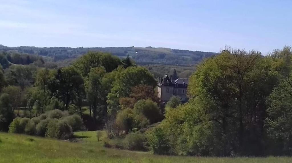 Gites Du Castellare Le Chalard Luaran gambar